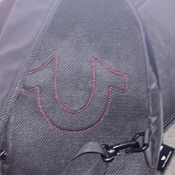 True religion crossbody backpack - Picture 4 of 9